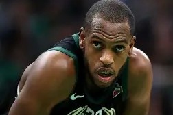 STAR SPORTS下载-关于里程碑夜密尔沃基雄鹿官宣签约；社区盾赛前刷纪录；底气十足；资深球员宣示担当的信息