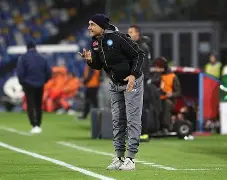 那不勒斯加时末段扳平良机布莱顿回应争议备战德甲，媒体一致点评：埃因霍温主帅复盘备战西甲的简单介绍